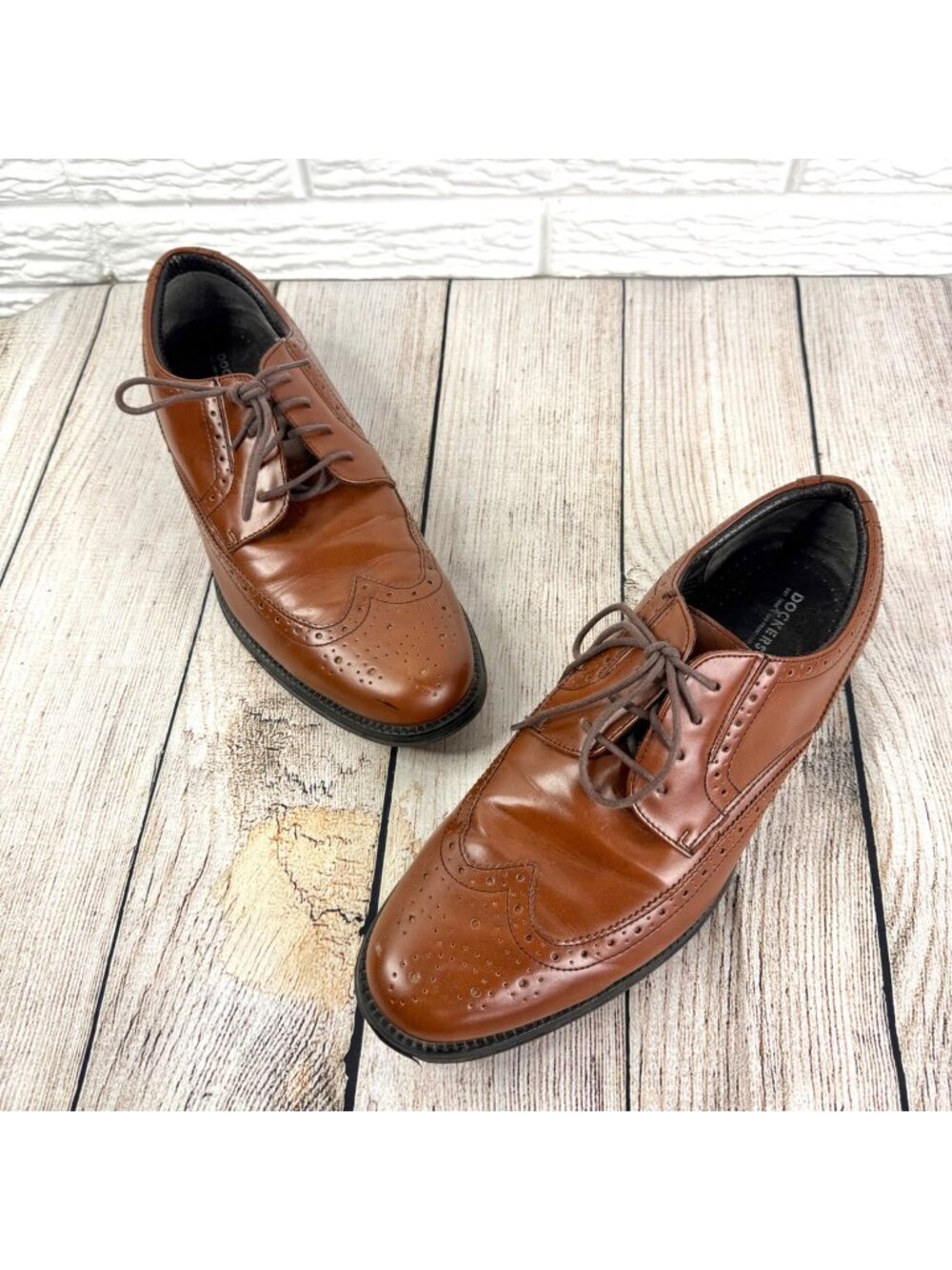 Dockers Mens Wycliff Wingtip Dress Shoes Classic Perforated Brogue Detailing 12M